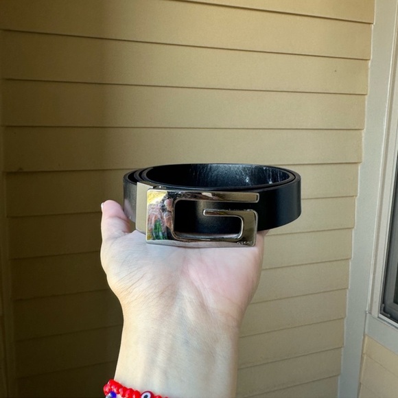 Guess Black Leather Belt with Silver Buckle - Picture 1 of 7